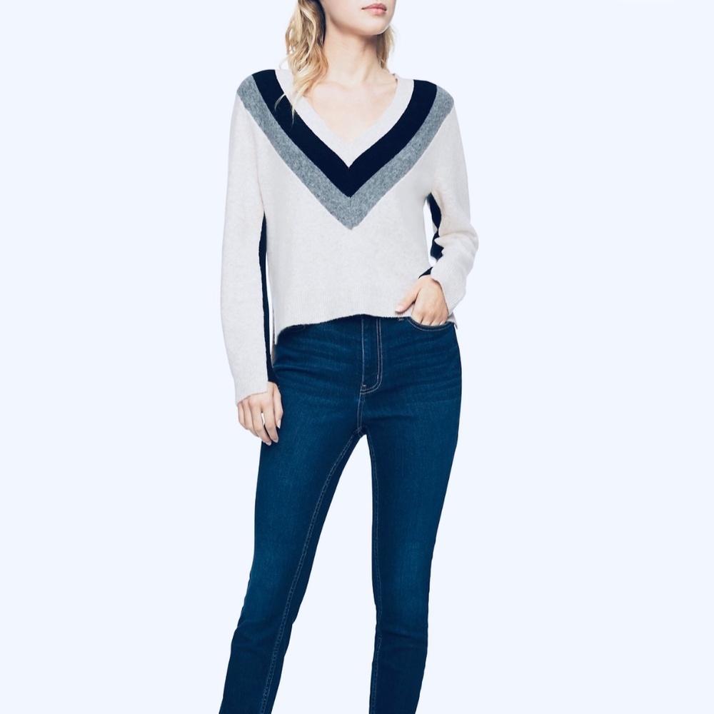 Calvin Klein Women's V-Neck Sweater/Sz:M/NWT